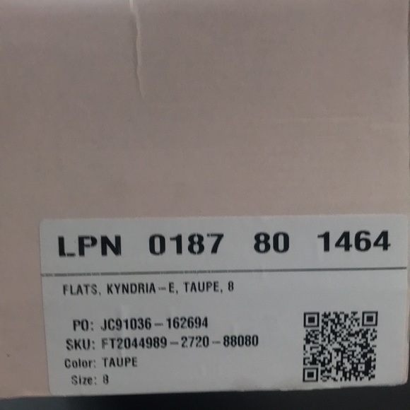 Tan colour flats - Picture 5 of 5